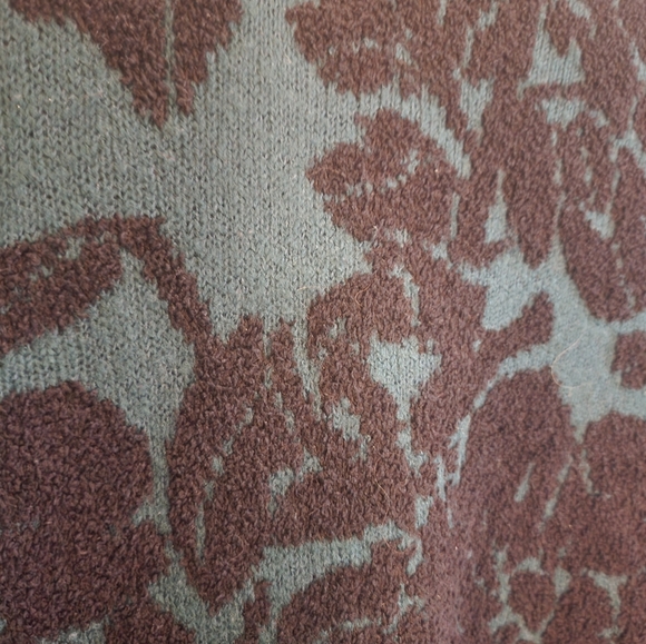 Womens Cardigan - Picture 2 of 6